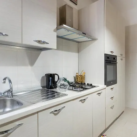 Lovely In With Kitchen *